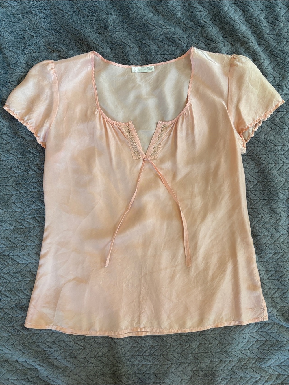 Light Pink/Peach Y2k 100% Silk Tie-Front Women’s Blouse Old Navy